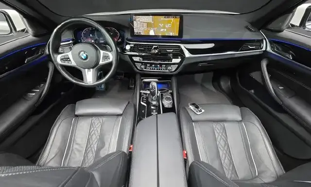 BMW 5 SERIES 2022