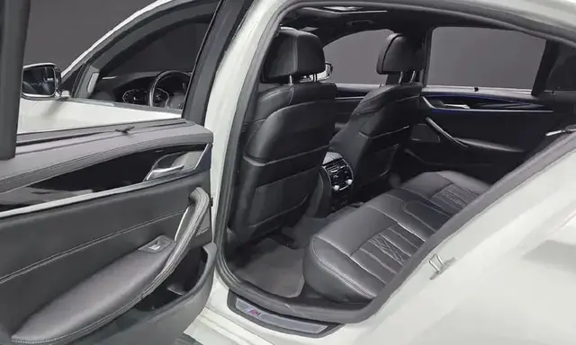 BMW 5 SERIES 2022
