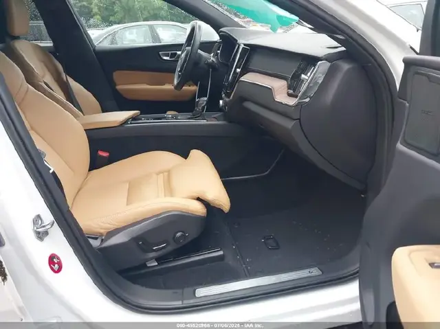 VOLVO XC60 T5 INSCRIPTION 2018