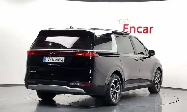 KIA CARNIVAL PRESTIGE 2023