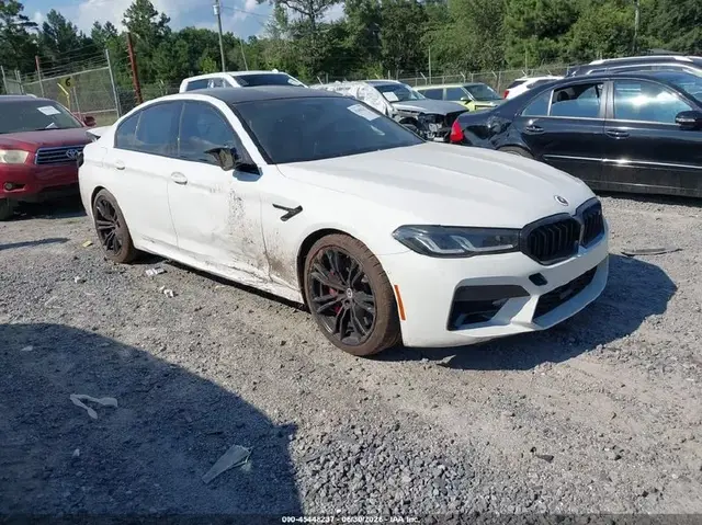 BMW M5 2023
