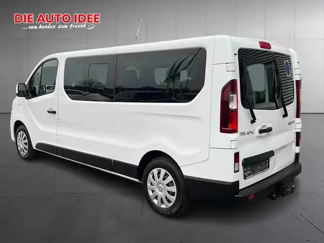 RENAULT TRAFIC 2019