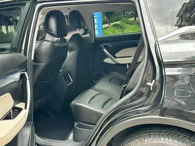 GEELY BOYUE 2022
