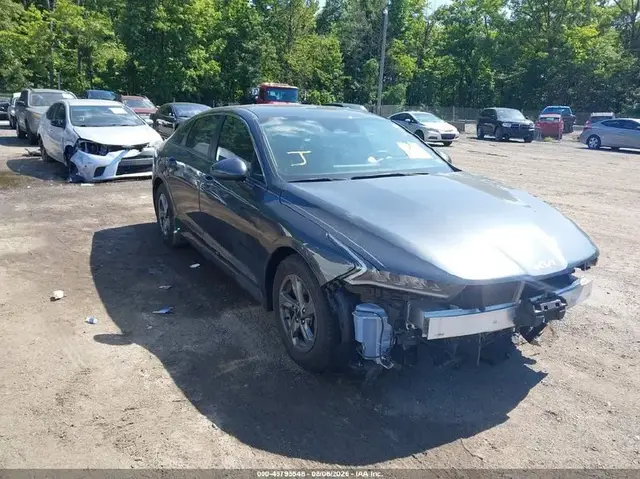 KIA K5 LXS 2022
