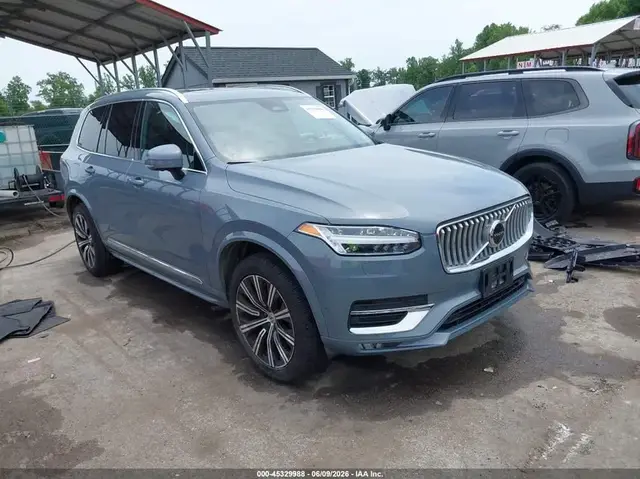 VOLVO XC90 B5 PLUS 2022