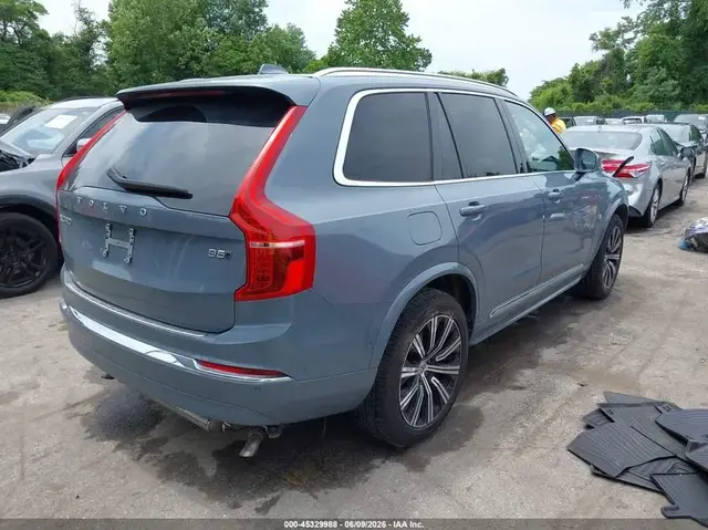 VOLVO XC90 B5 PLUS 2022