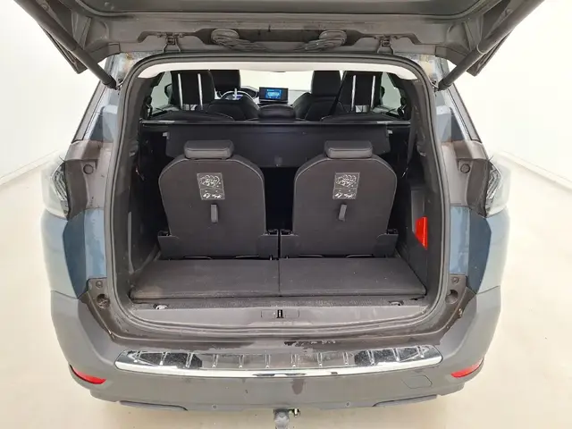 PEUGEOT 5008 2022