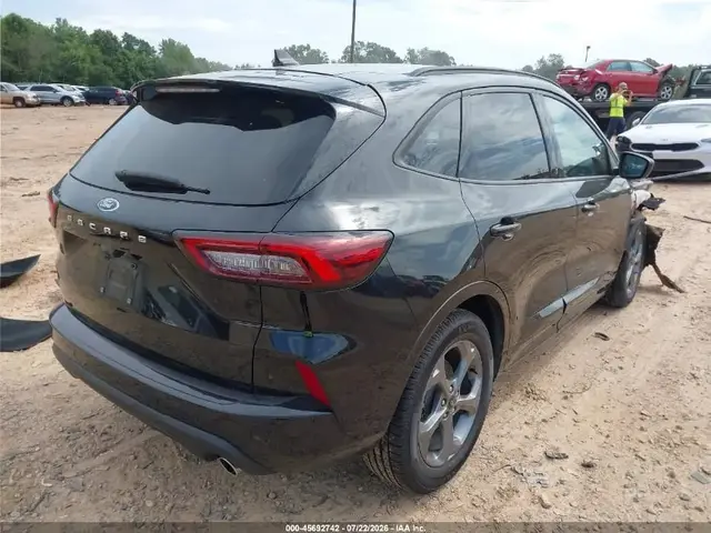 FORD ESCAPE ST-LINE 2023