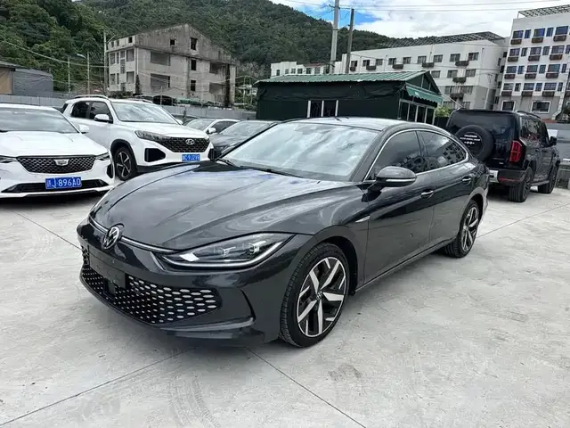 VOLKSWAGEN LAMANDO L 280TSI DSG 2023