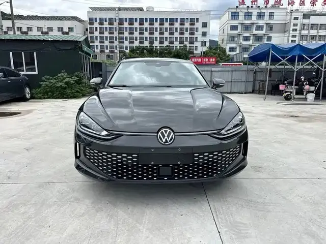 VOLKSWAGEN LAMANDO L 280TSI DSG 2023