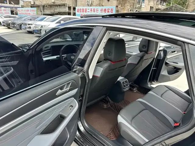 VOLKSWAGEN LAMANDO L 280TSI DSG 2023
