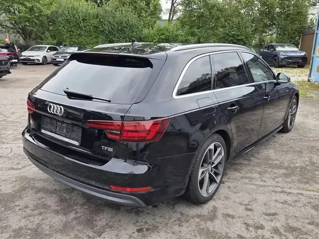 AUDI A4 AVANT SPORT S-LINE 2018