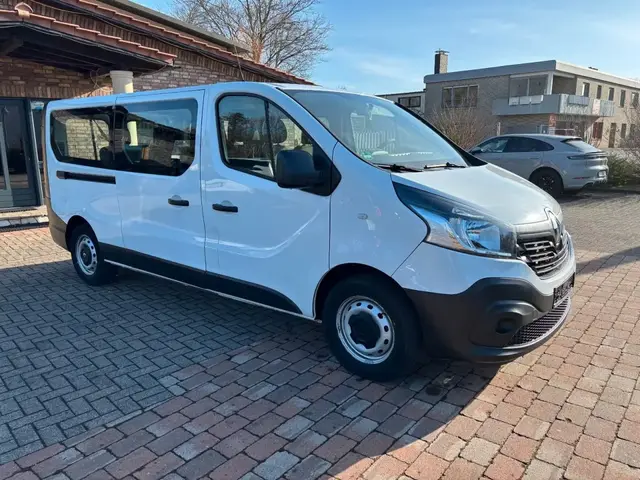 RENAULT TRAFIC COMBI L2H1 2019