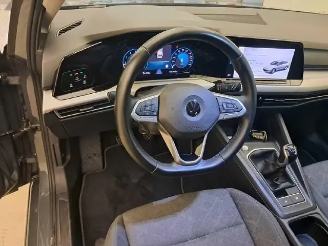 VOLKSWAGEN GOLF VARIANT 2022