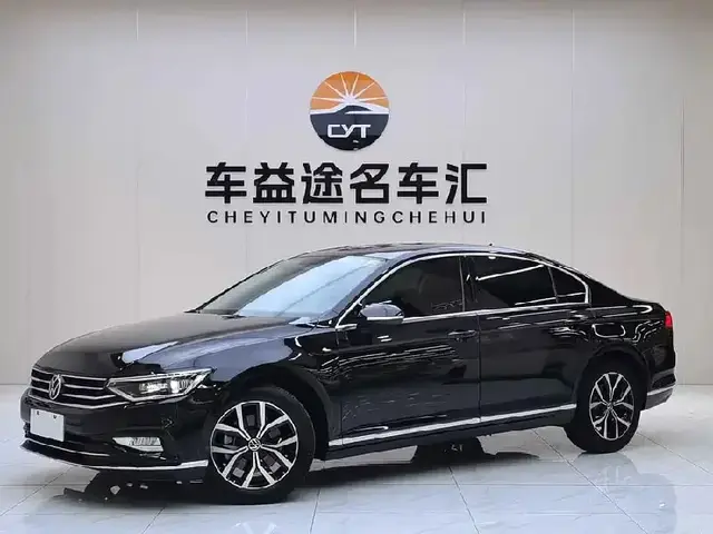 VOLKSWAGEN MAGOTAN 330TSI DSG 2022