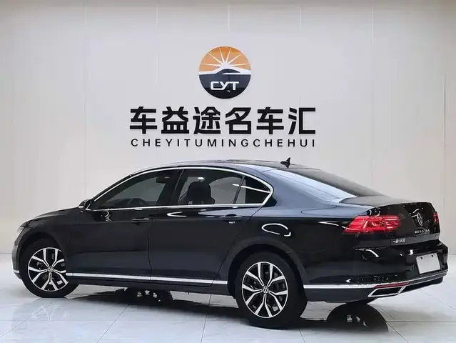 VOLKSWAGEN MAGOTAN 330TSI DSG 2022