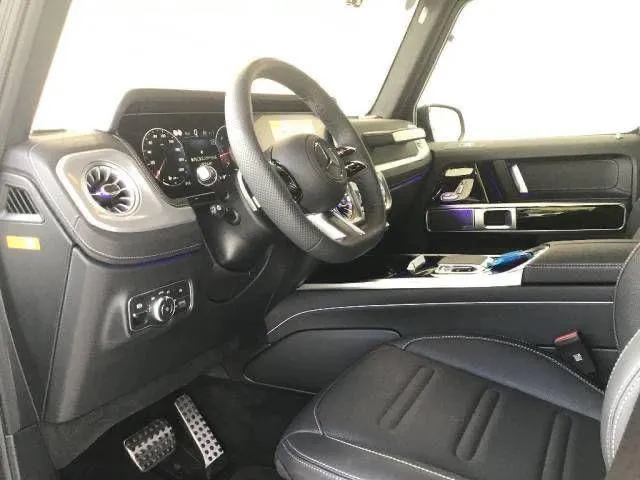 MERCEDES-BENZ G450D 2025