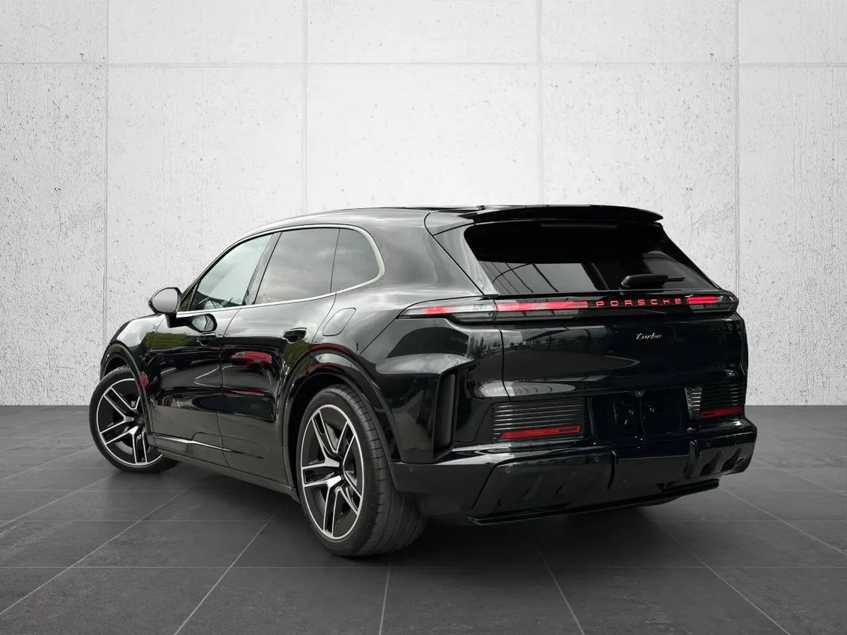 PORSCHE CAYENNE TURBO ELECTRIC 2026