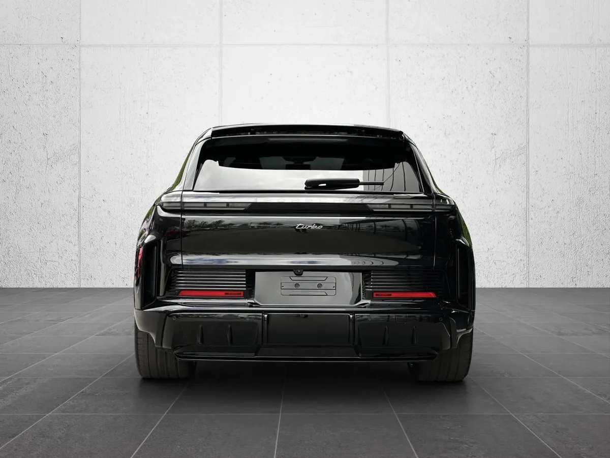 PORSCHE CAYENNE TURBO ELECTRIC 2026