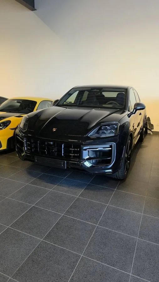 PORSCHE CAYENNE E-HYBRID COUP 2026