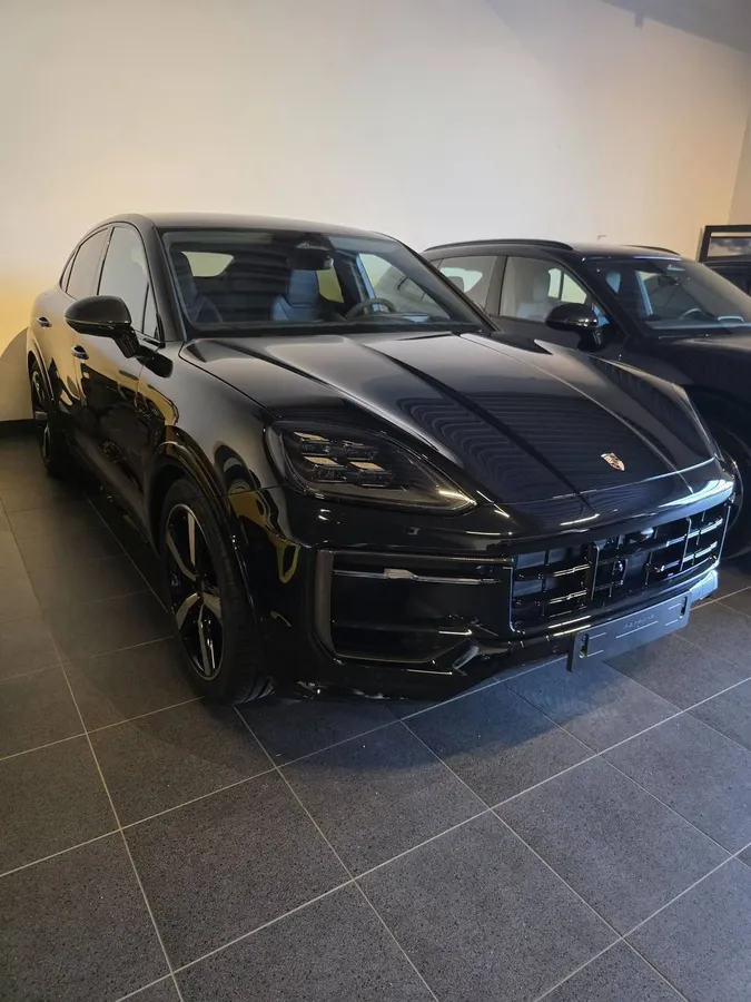 PORSCHE CAYENNE E-HYBRID COUP 2026
