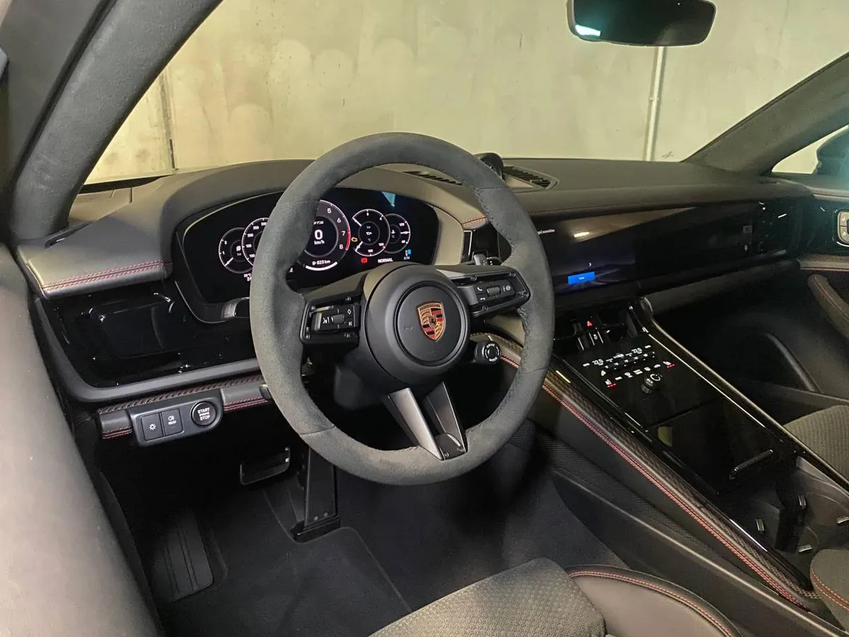 PORSCHE PANAMERA GTS 2026