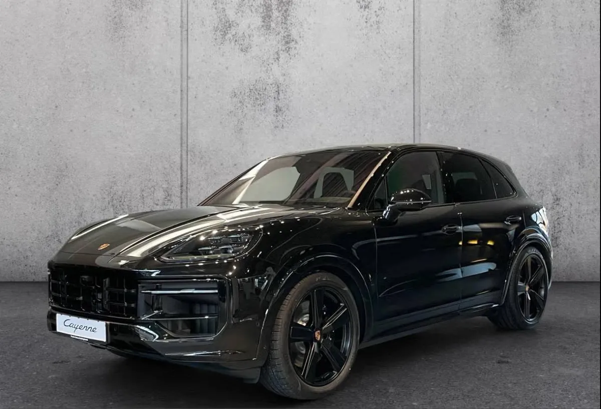 PORSCHE CAYENNE GTS 2026