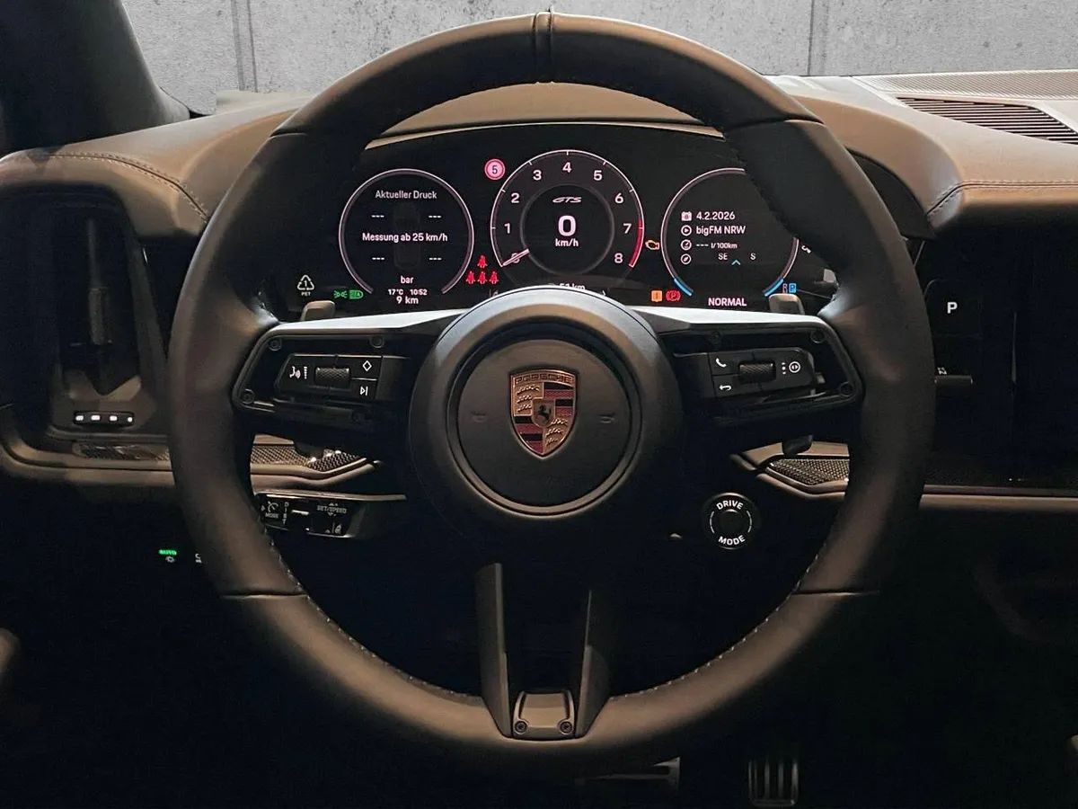 PORSCHE CAYENNE GTS 2026