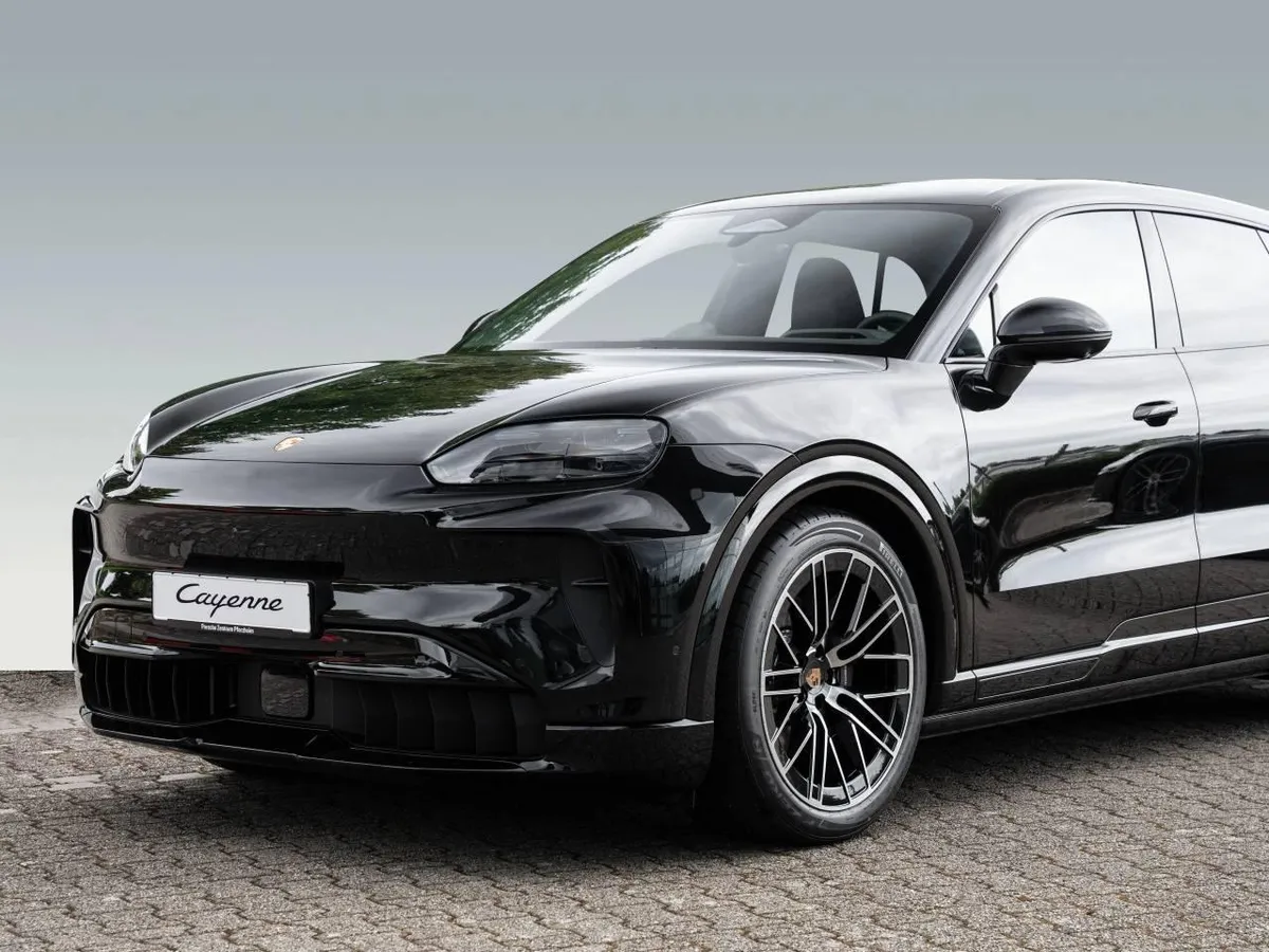 PORSCHE CAYENNE ELECTRIC 2026