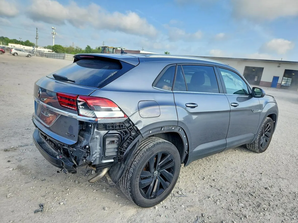 VOLKSWAGEN ATLAS SE 2022