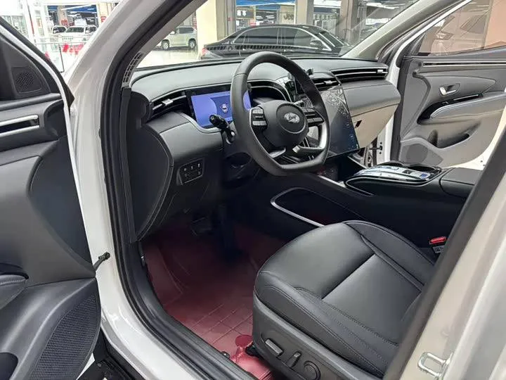 HYUNDAI TUCSON PREMIUM 2022