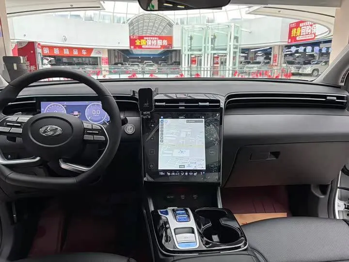 HYUNDAI TUCSON PREMIUM 2022