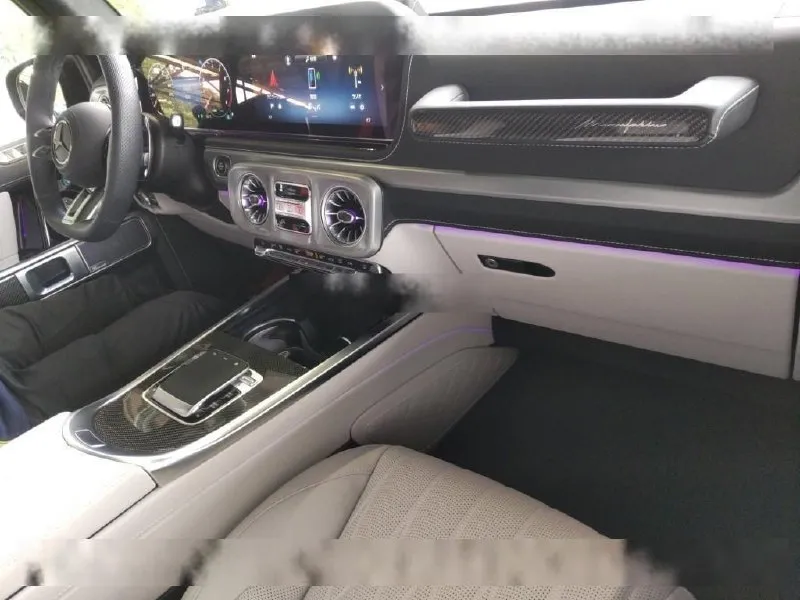 MERCEDES-BENZ G63 AMG 2025