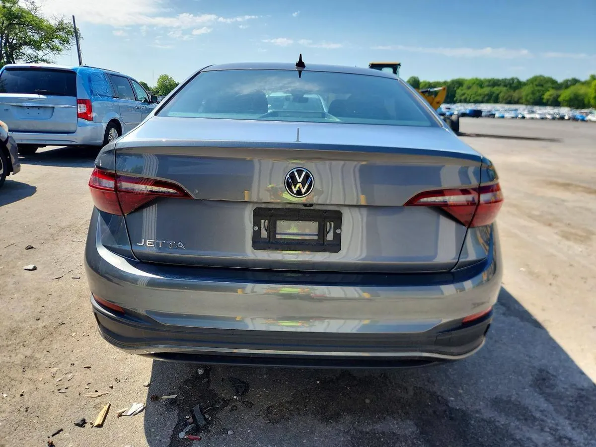 VOLKSWAGEN JETTA SPORT 2023
