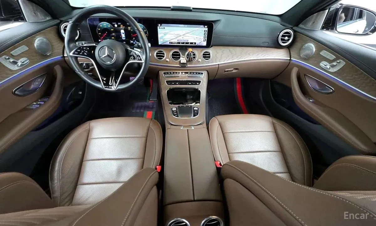 MERCEDES-BENZ W213 E250 2022