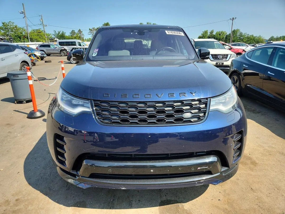 LAND ROVER DISCOVERY HSE R-DYNAMIC 2022