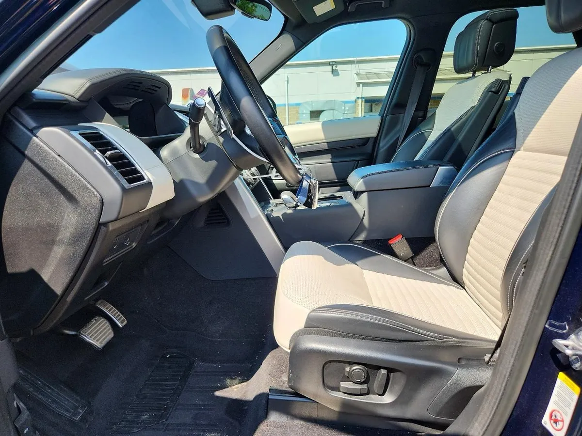 LAND ROVER DISCOVERY HSE R-DYNAMIC 2022