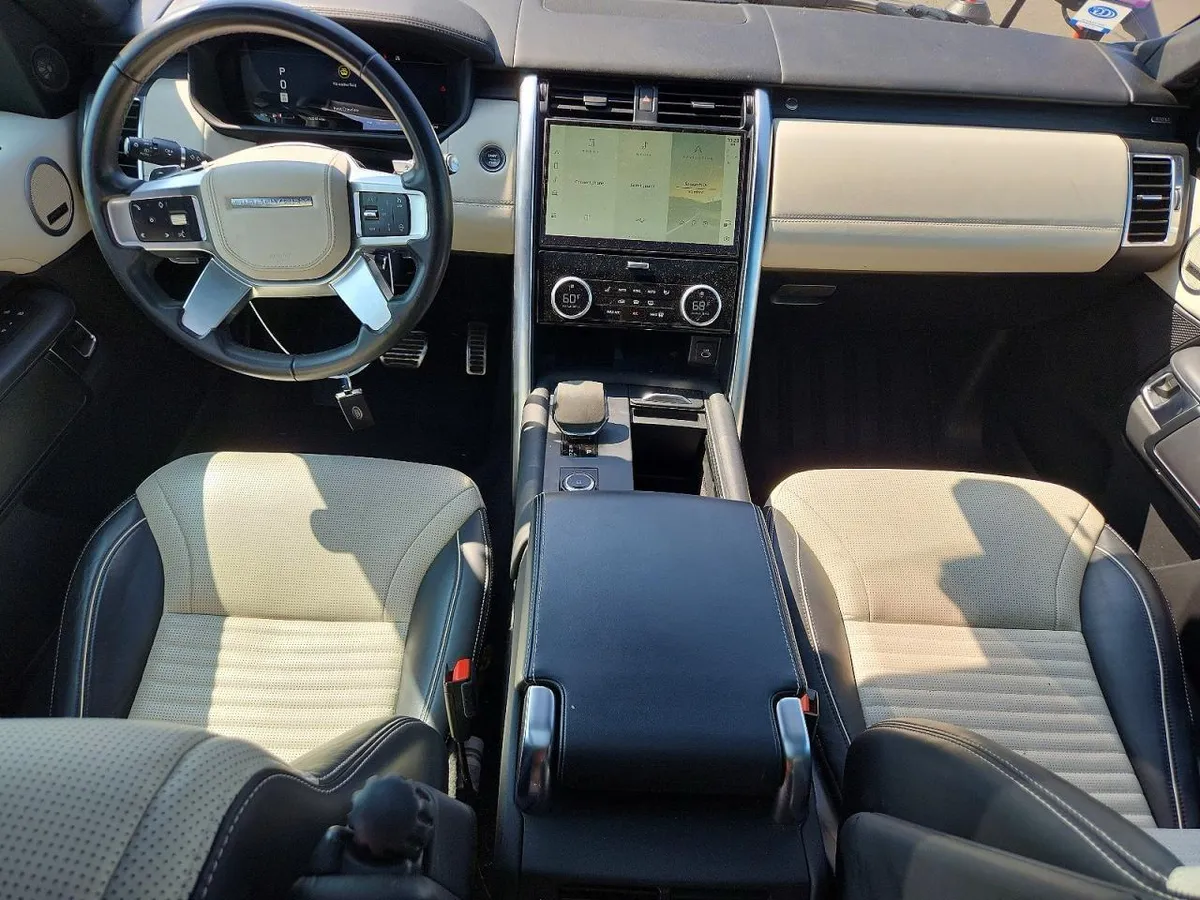 LAND ROVER DISCOVERY HSE R-DYNAMIC 2022