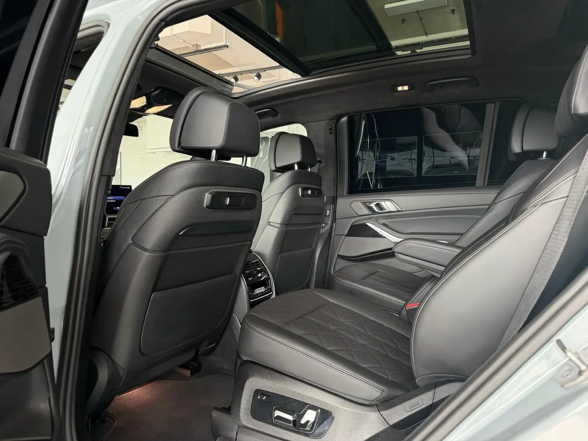 BMW X7 40I 2022