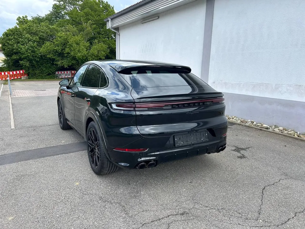 PORSCHE CAYENNE 2026