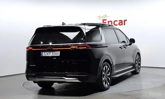 KIA CANIVAL 7-SEATER SIGNATURE 2022