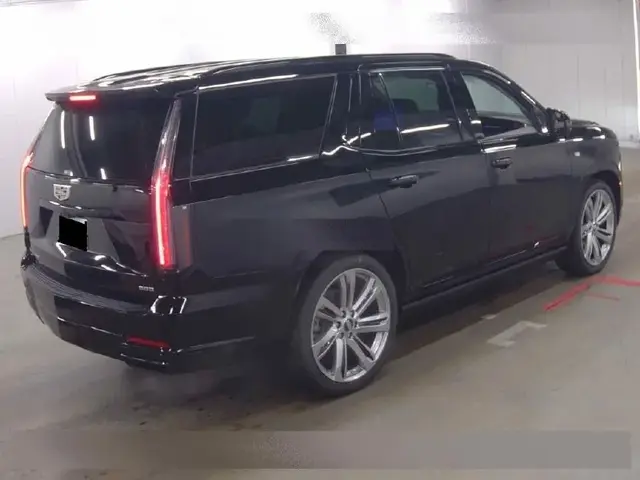 CADILLAC ESCALADE 4WD SPORT 2025
