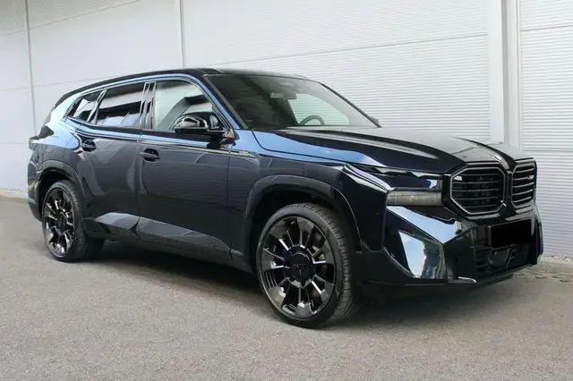 BMW XM 2024