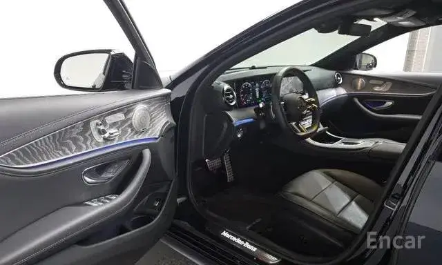MERCEDES-BENZ W213 E350 4MATIC 2022