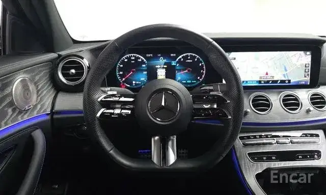 MERCEDES-BENZ W213 E350 4MATIC 2022