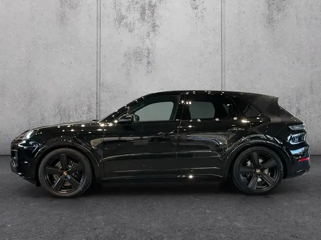 PORSCHE CAYENNE GTS 2026