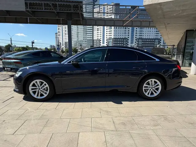AUDI A6 C8 2023