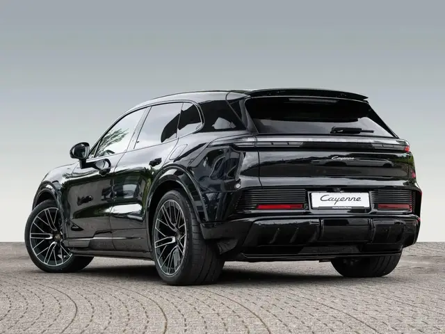 PORSCHE CAYENNE ELECTRIC 2026