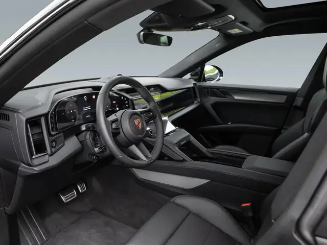 PORSCHE CAYENNE ELECTRIC 2026