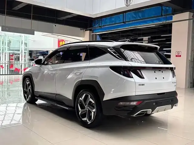 HYUNDAI TUCSON PREMIUM 2022